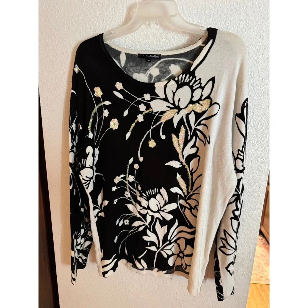 Pierri New York Women 1X Black White Floral Sequin Colorblock Sweater Knit Top